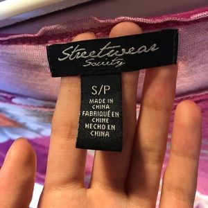 Really cute pink crop top